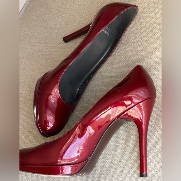 Stuart Weitzman Burgundy / Ruby Red 4” Patent Leather Stiletto Pumps Size 8 - Picture 16 of 16